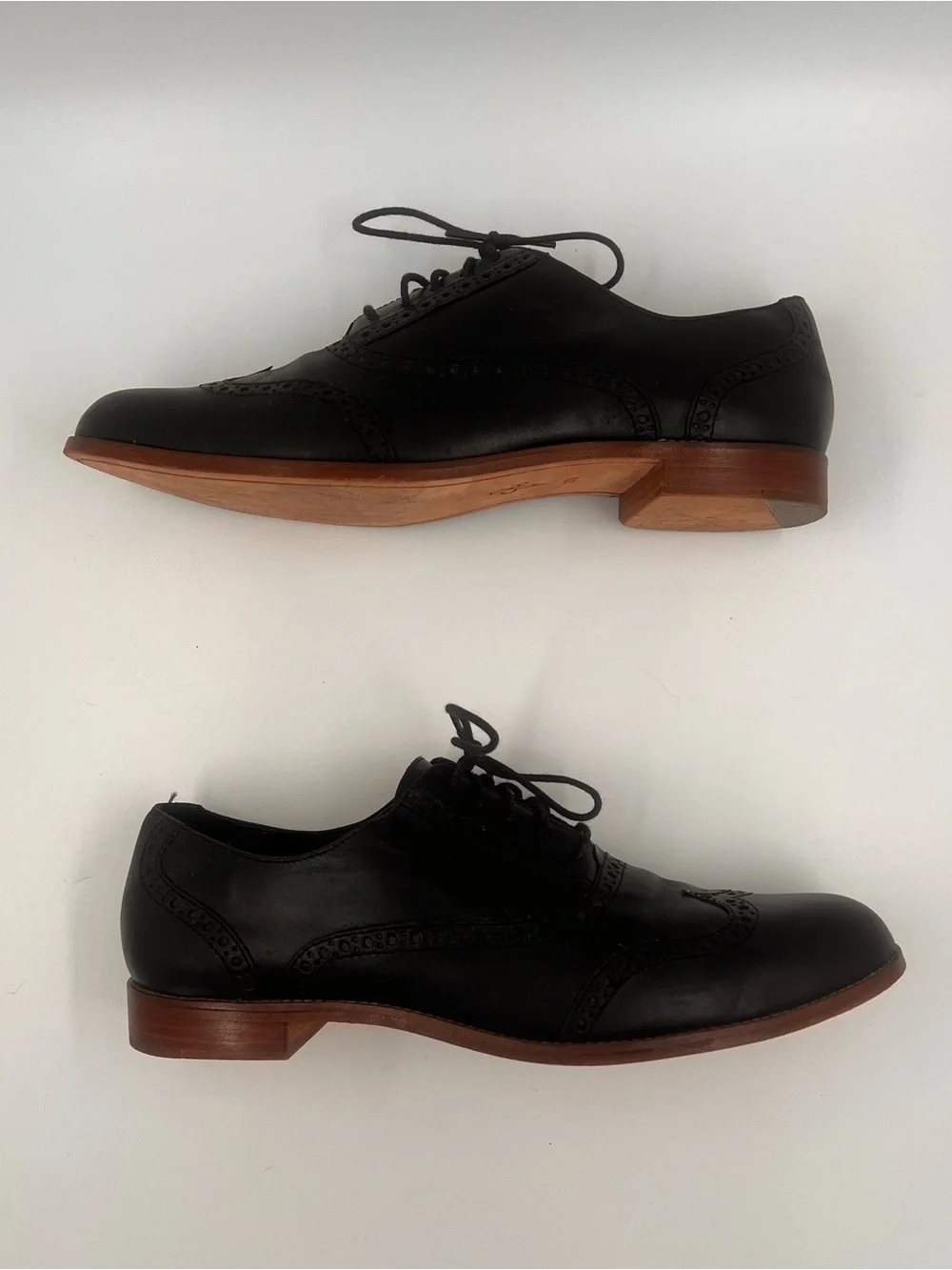 Cole Haan‎ Men’s Leather Wingtip Oxfords Black 10.5B Brogue D35722 Lace-Up